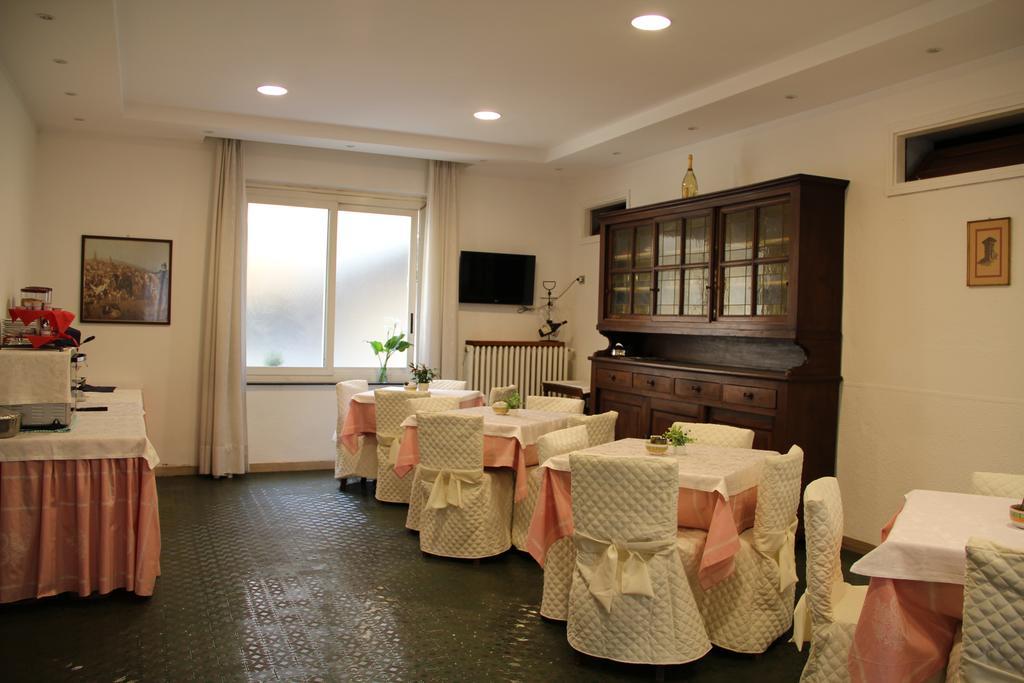 Hotel Persico Saluzzo Luaran gambar